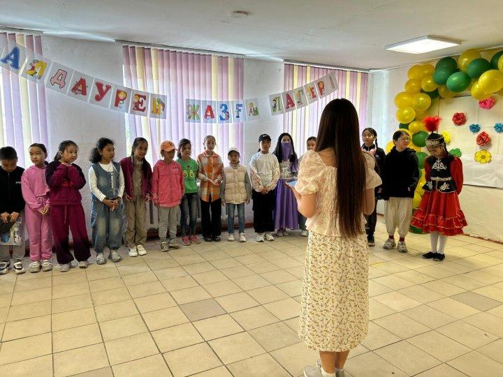Бүгін мектебімізде 1- ауысымда "Балдәурен" жазғы демалыс лагерінің ашылуы болды. Іс -шара "Алтын балалық шақ" концепциясы негізінде өтті.