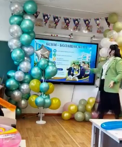 25-мамыр күні 1-сынып оқушыларына “Білімім - Отаныма” тақырыбында тәрбие сағаты өтті.